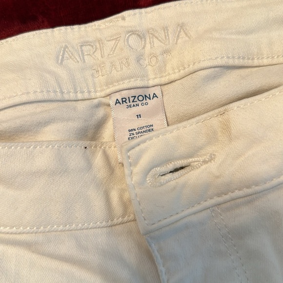 WHITE WOMEN RIPPED JEANS - Picture 3 of 5